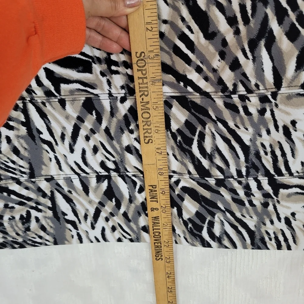 Alfani pull on tan gray ivory black zebra print lined pencil skirt casual work L